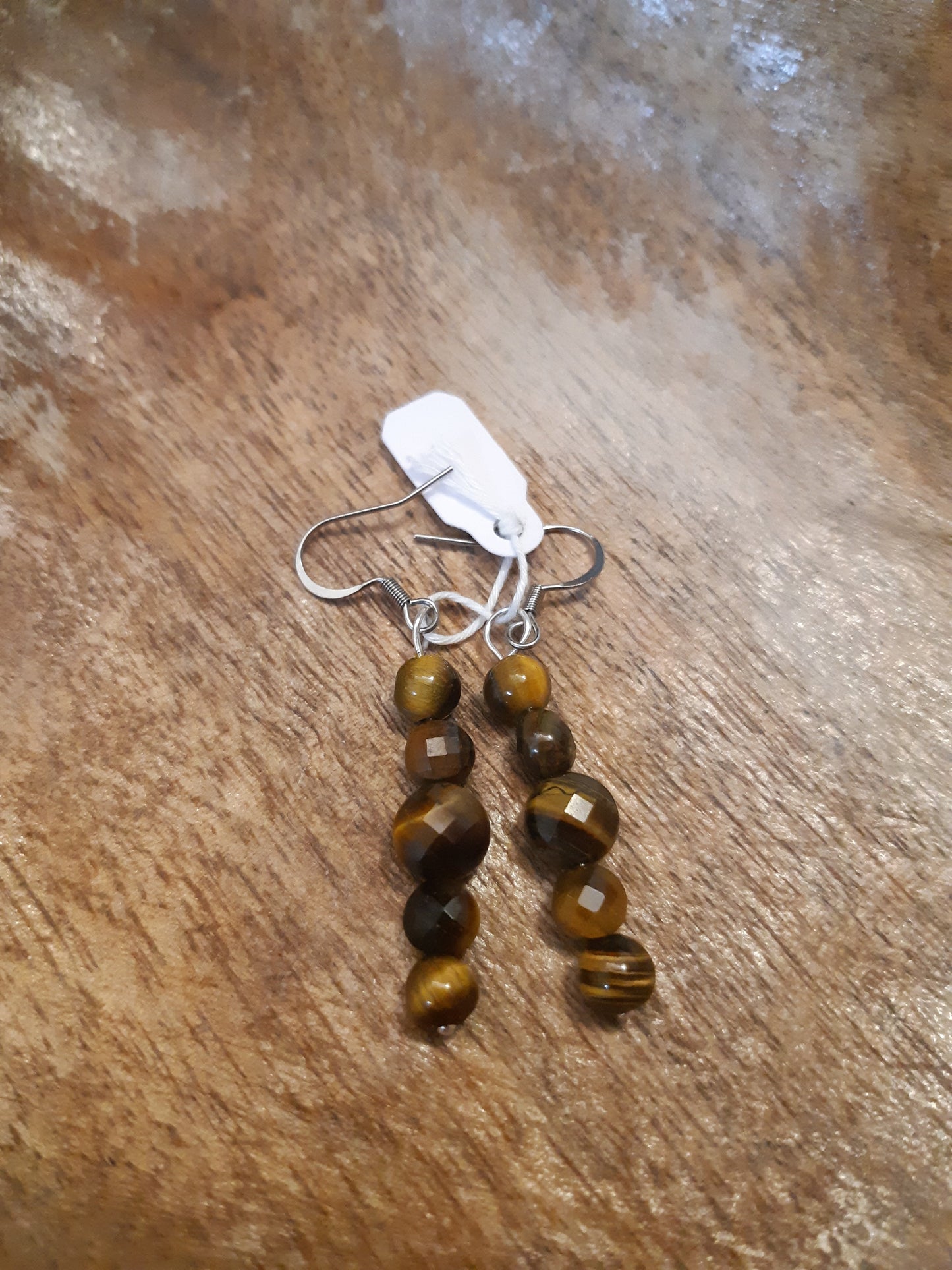 Large Tigers eye drops