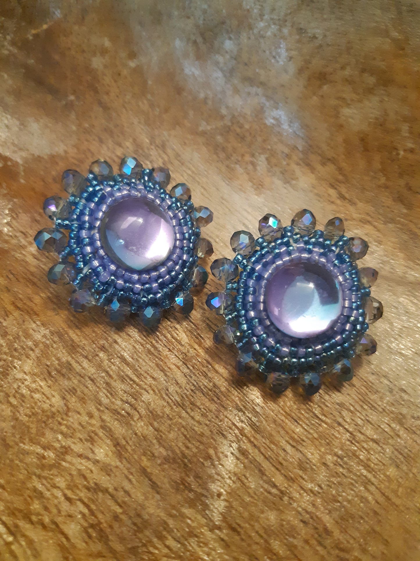 Purples iridescent shiny studs