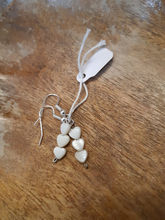 Mother of pearl mini heart drops