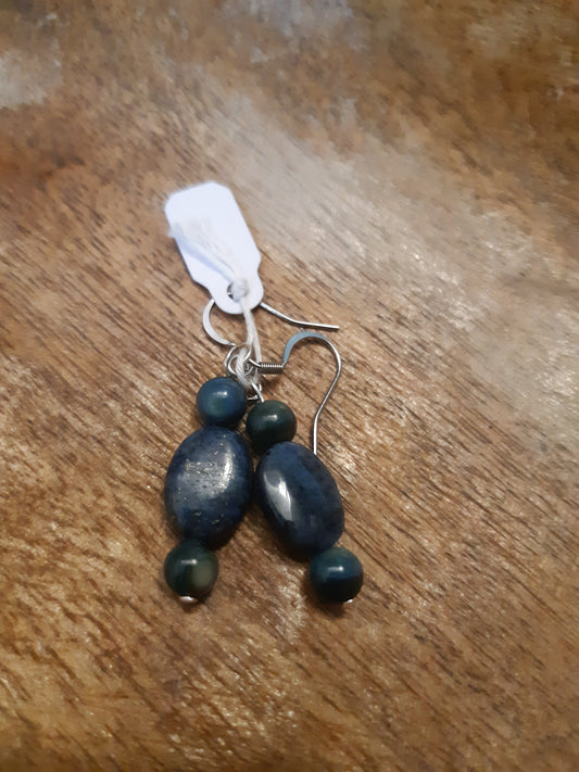 Sodalite drops