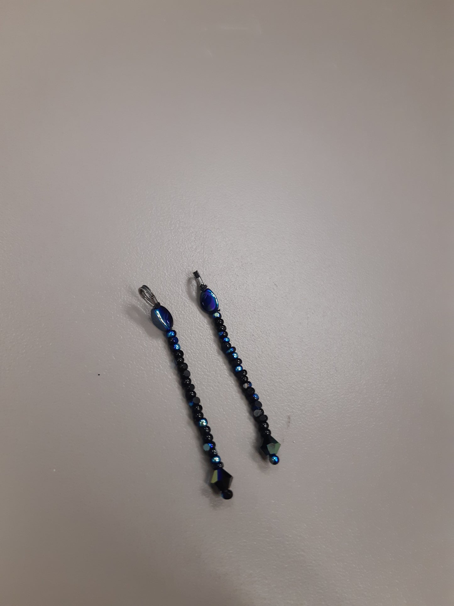 Shiny black mini loops