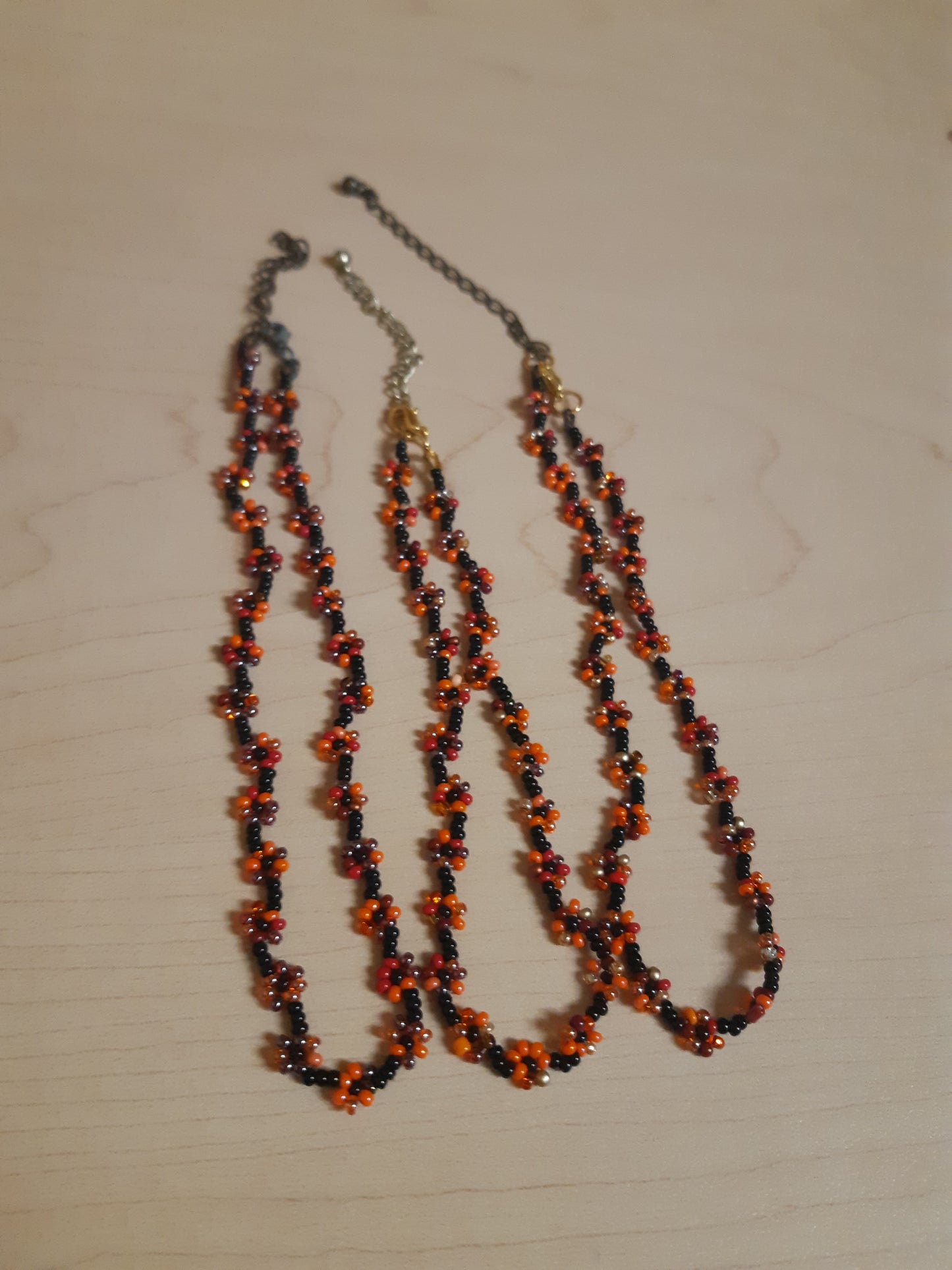 Bead soup daisy chain choker