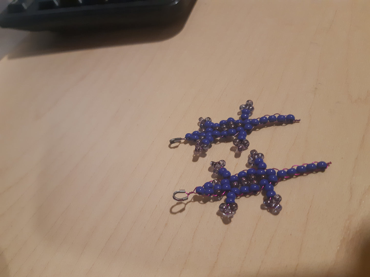 beaded gecko earrings