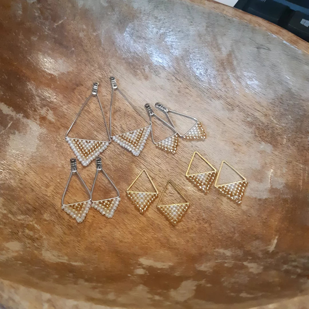 Brick stitch triangles*