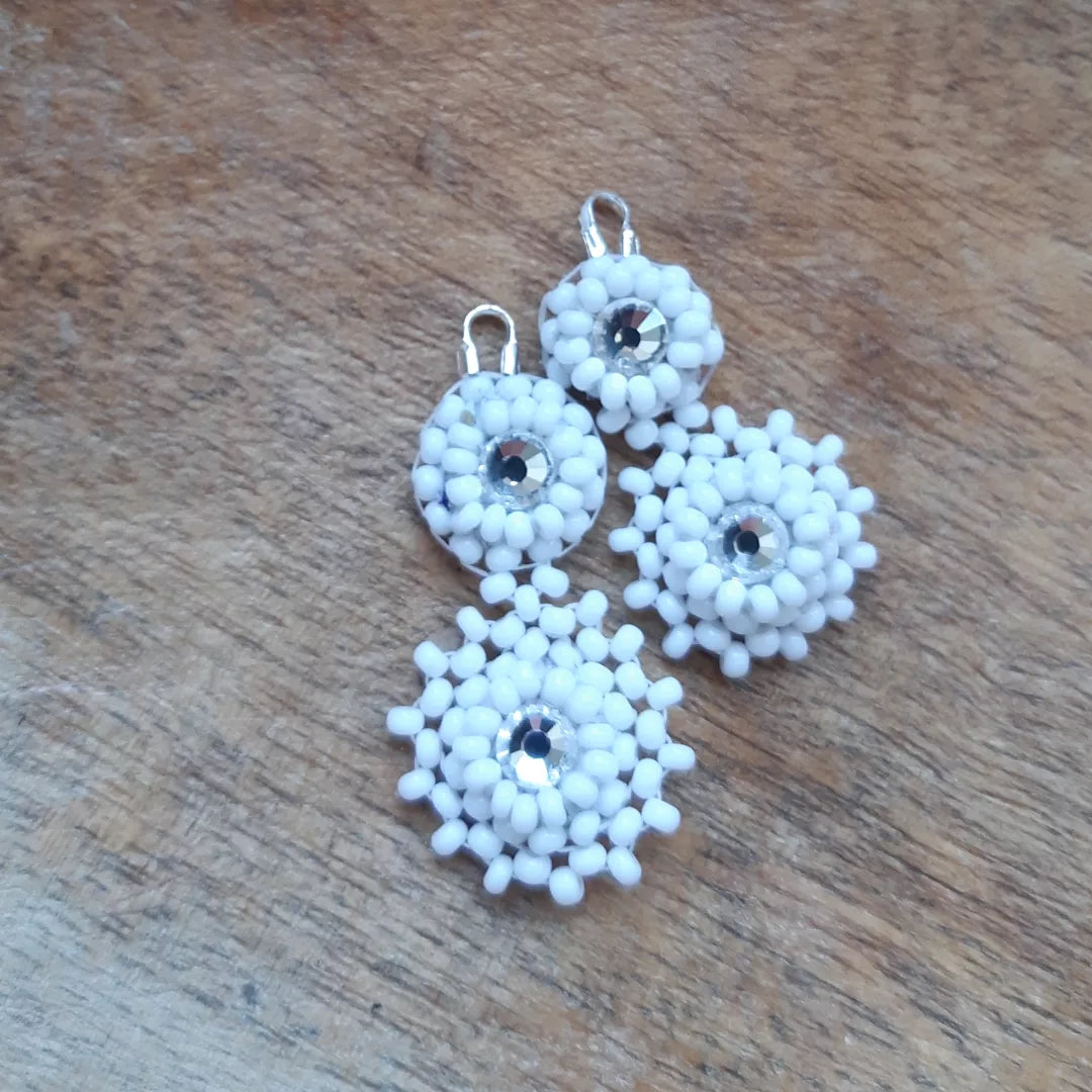 tiered mini flat drops