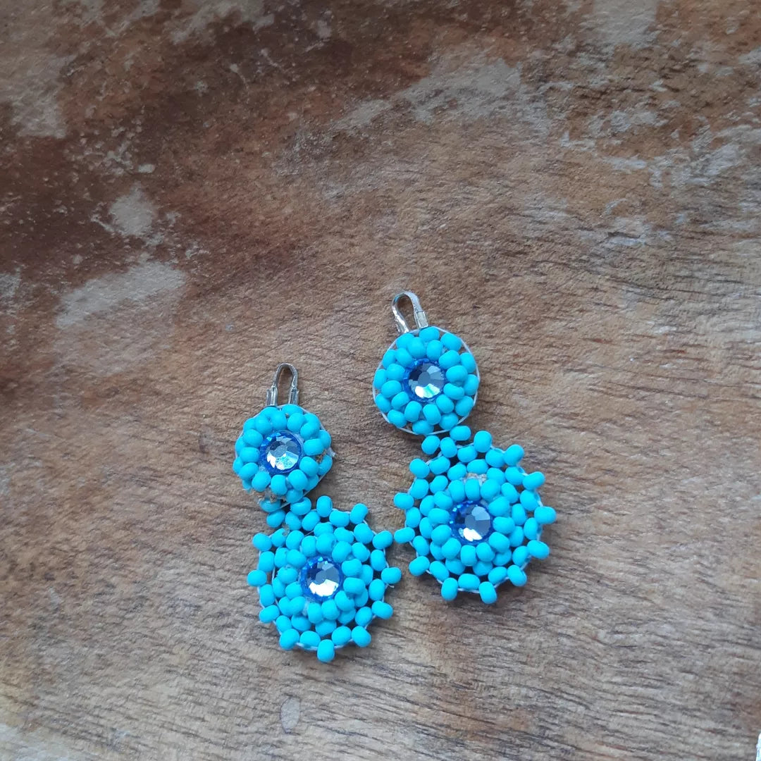 tiered mini flat drops