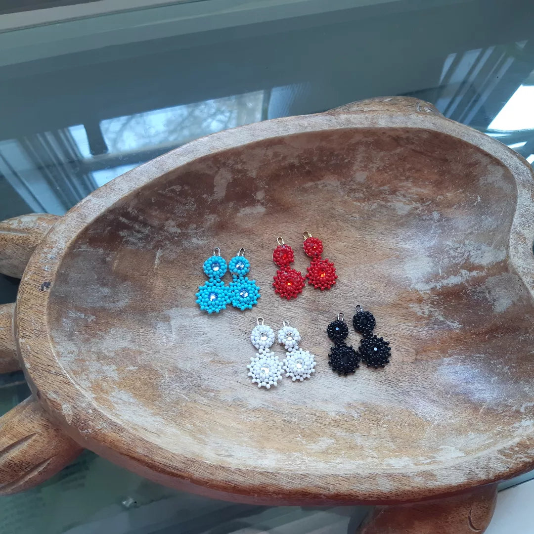 tiered mini flat drops