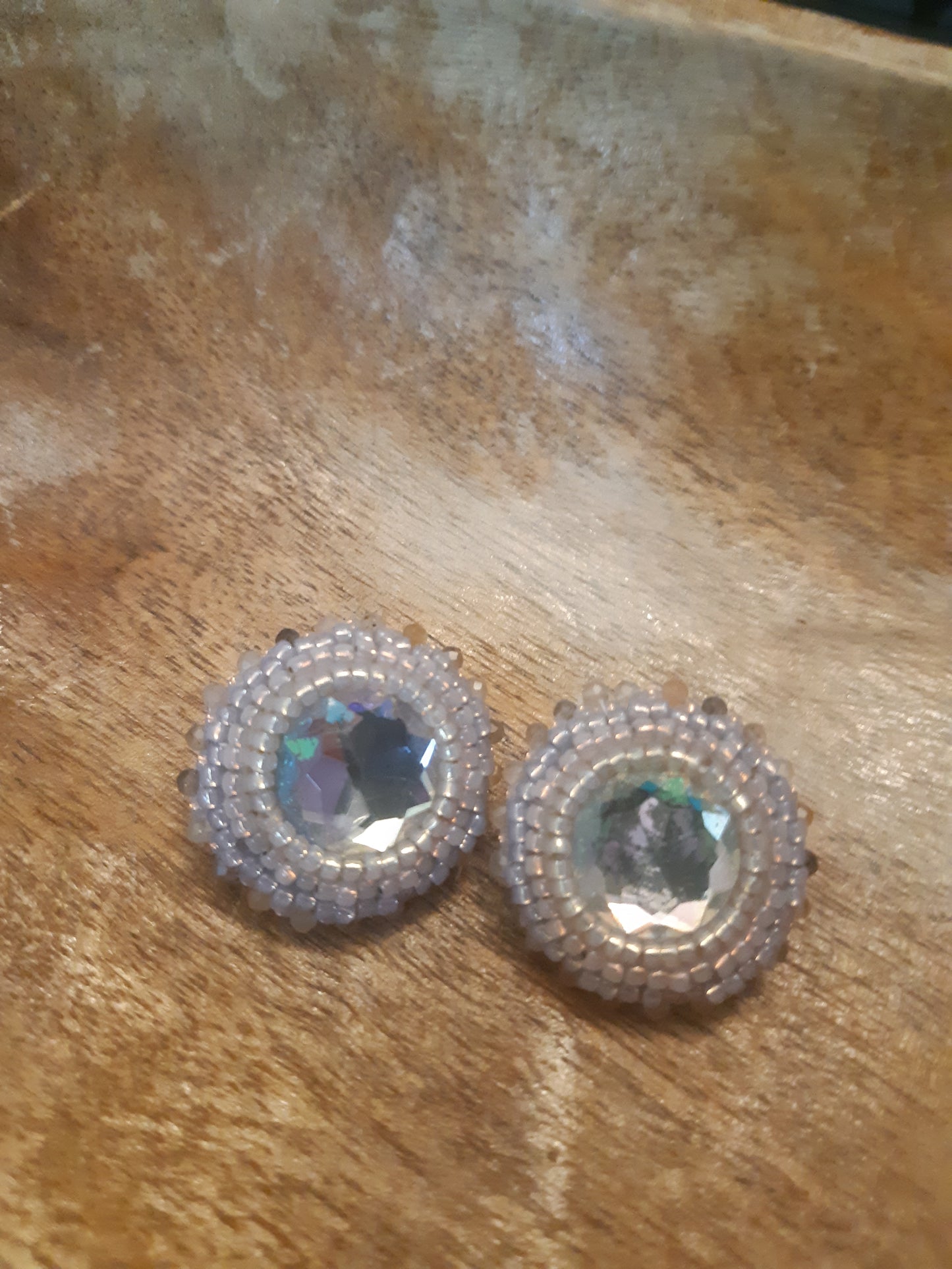 shiny studs*