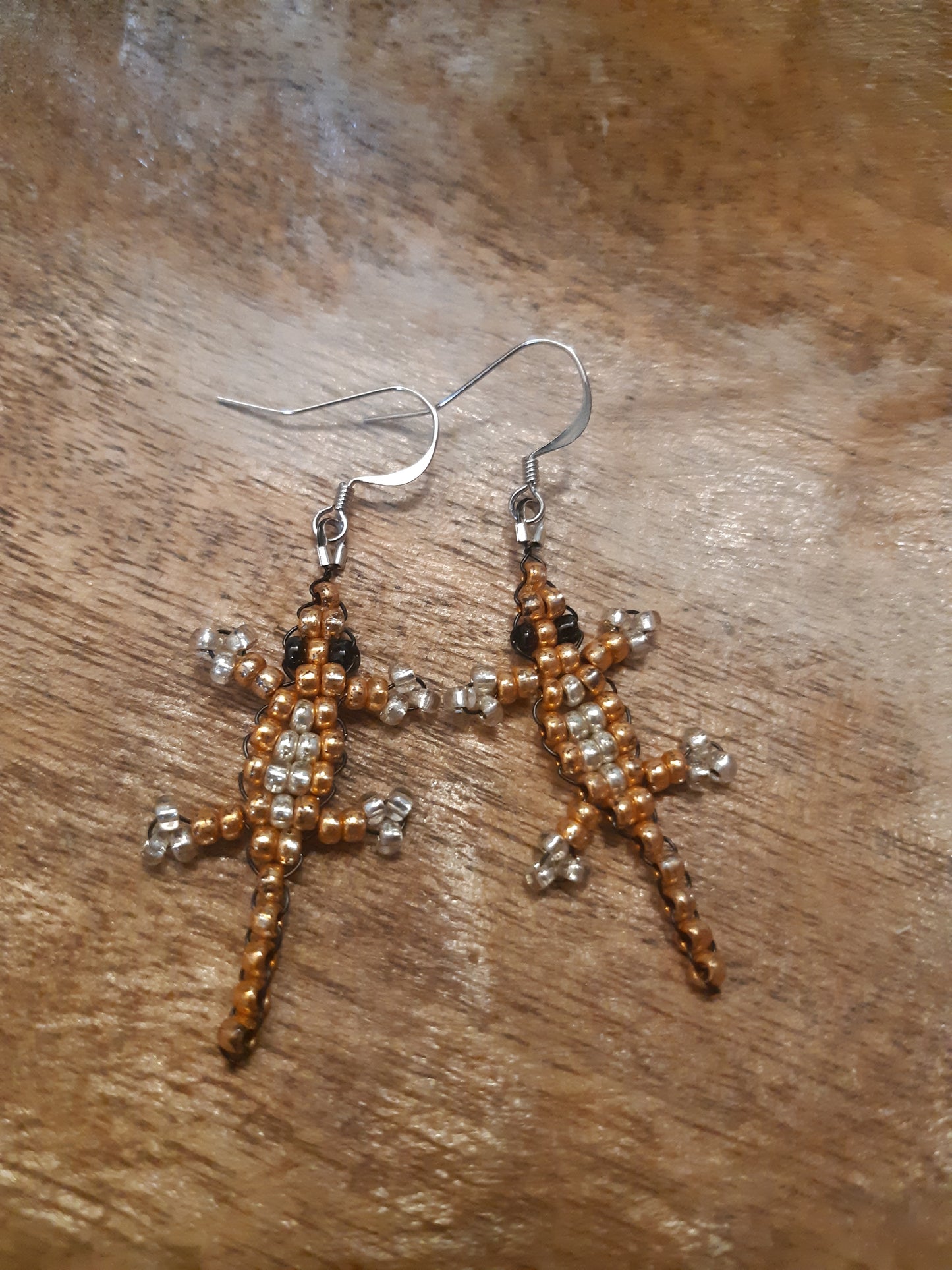 beaded gecko earrings