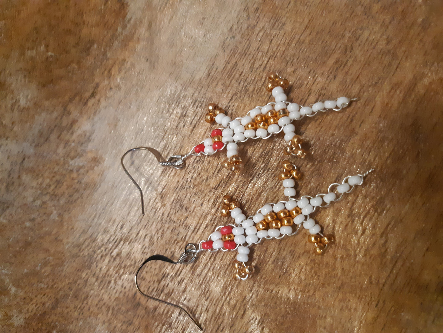 beaded gecko earrings