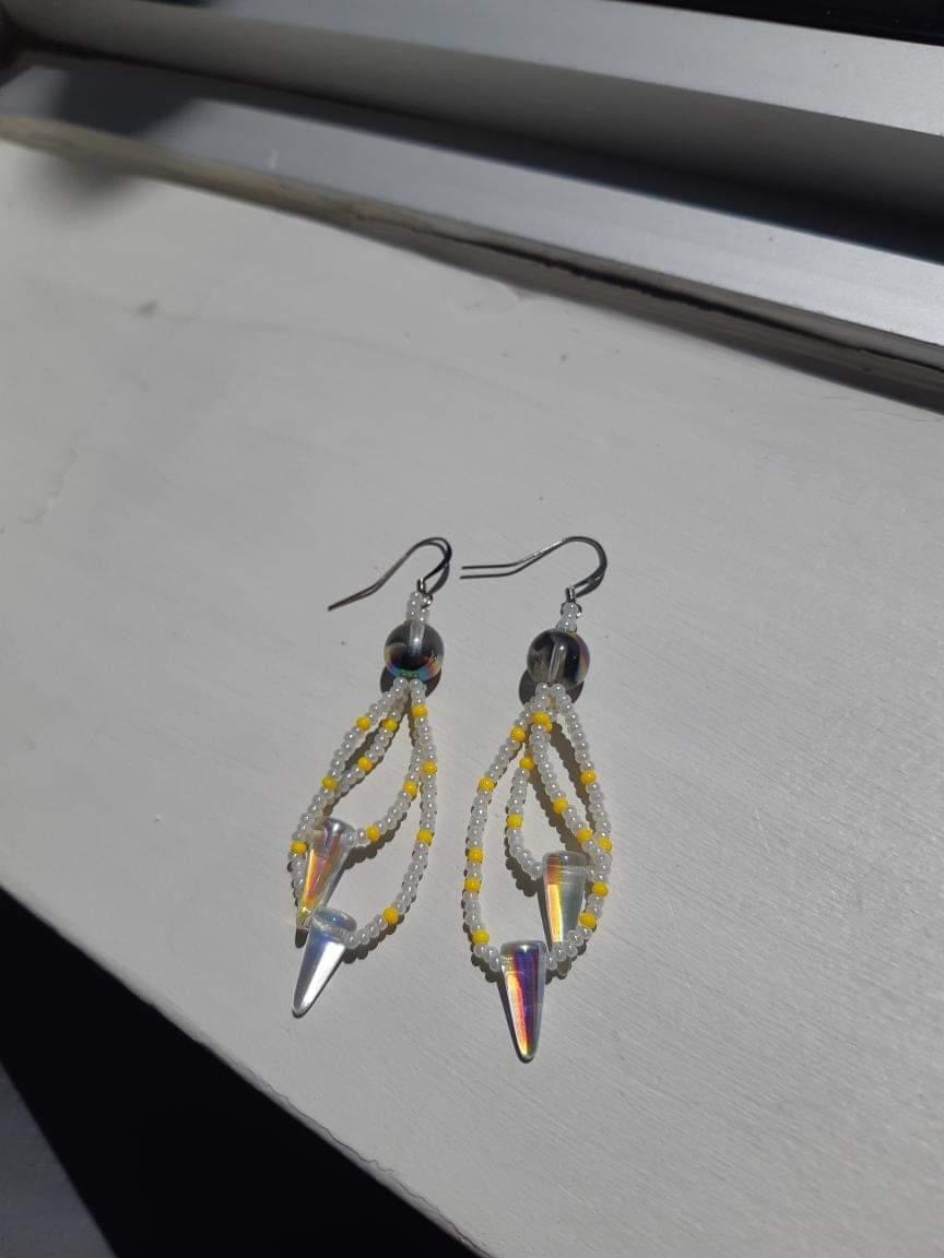 Chamomile spike loops