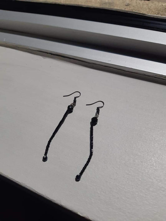 Black bugle & Bicone straight drops